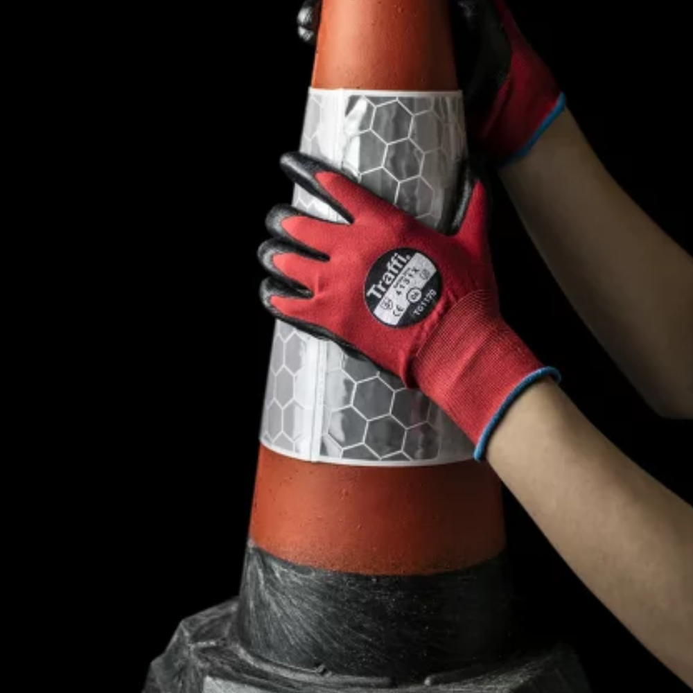 Traffiglove TG1170 X-Dura Nitrile X, Red/Black