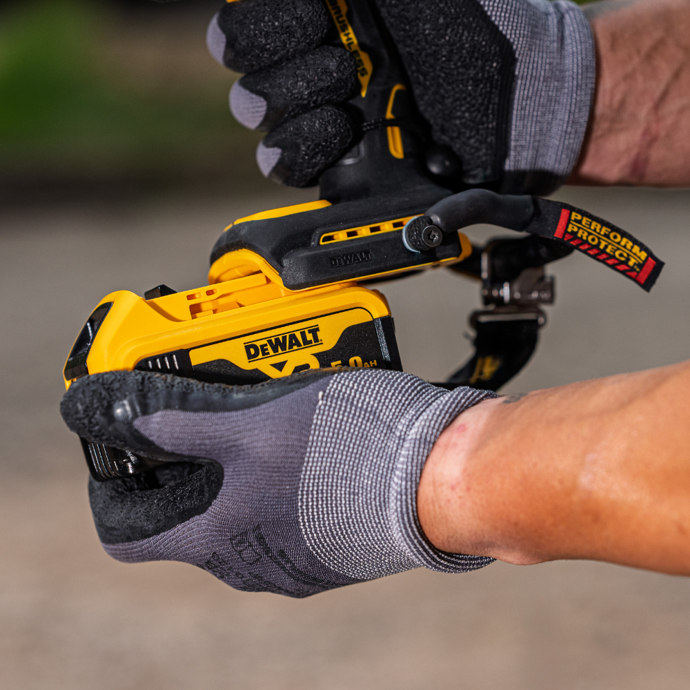 DeWalt Scaffolding Tethered Impact Wrench Kit