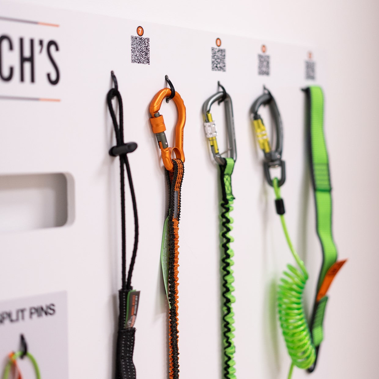 Leach’s Tether Board Solution Station